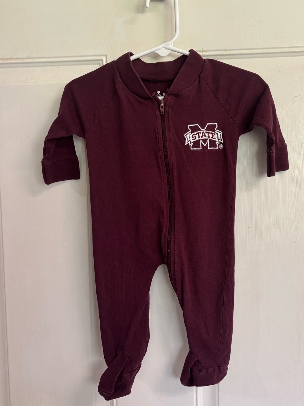 0/3M Little King maroon MSU full-zip long sleeve footed sleeper.  In EUC!